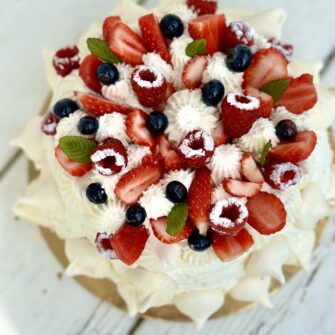 Pavlova fruits rouges